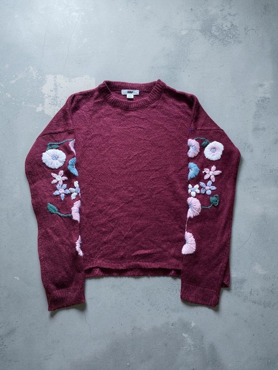 Sweaters - amp Womens XS Burgundy Knit Sweater Floral Sleeve Embroidered Crewneck Maroon